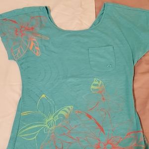 Button down back t shirt